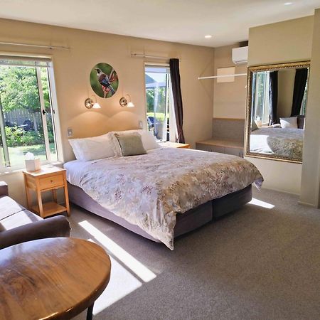 Blue Ridge Studios And Bed & Breakfast Te Anau Luaran gambar