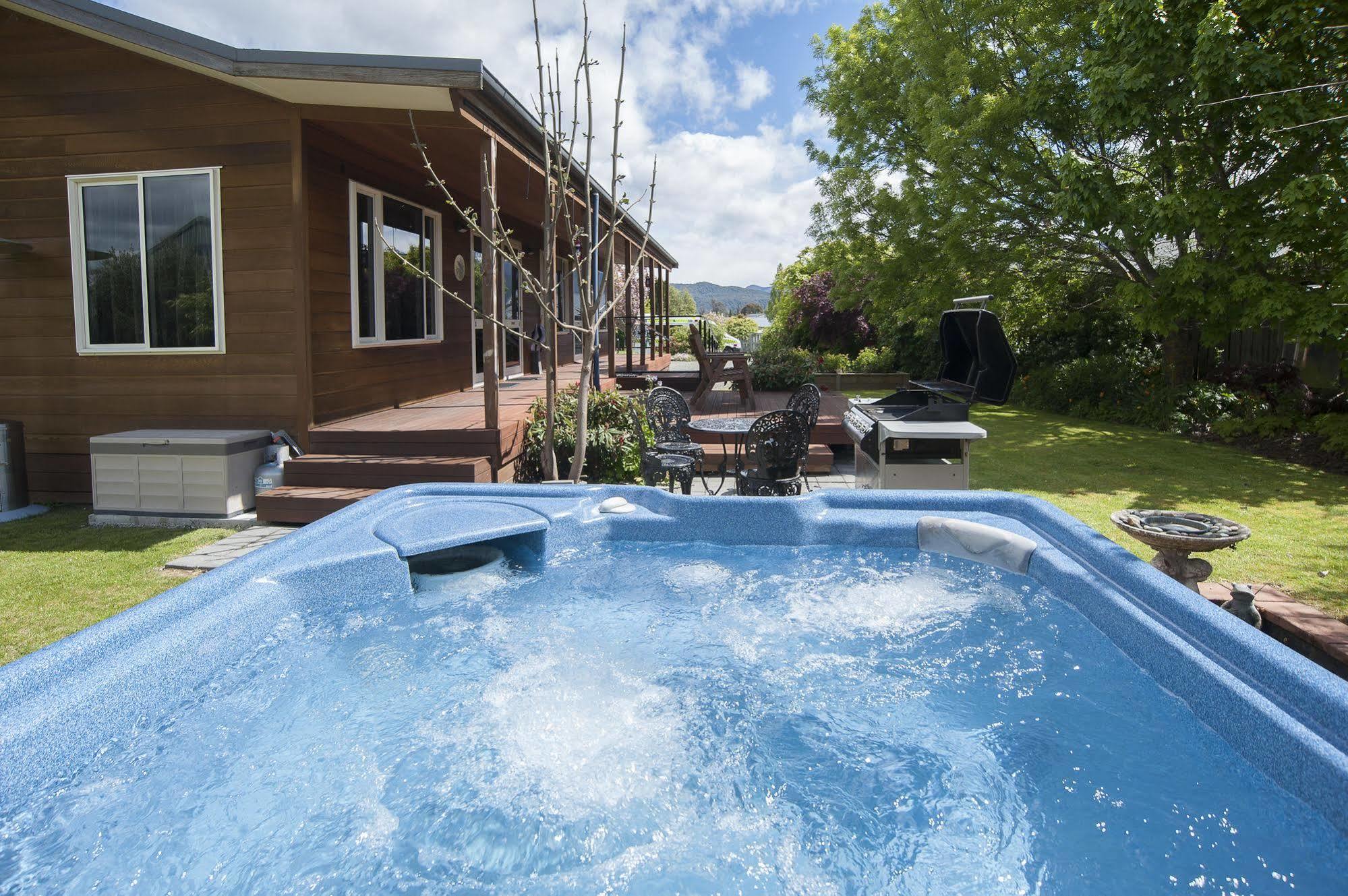 Blue Ridge Studios And Bed & Breakfast Te Anau Luaran gambar