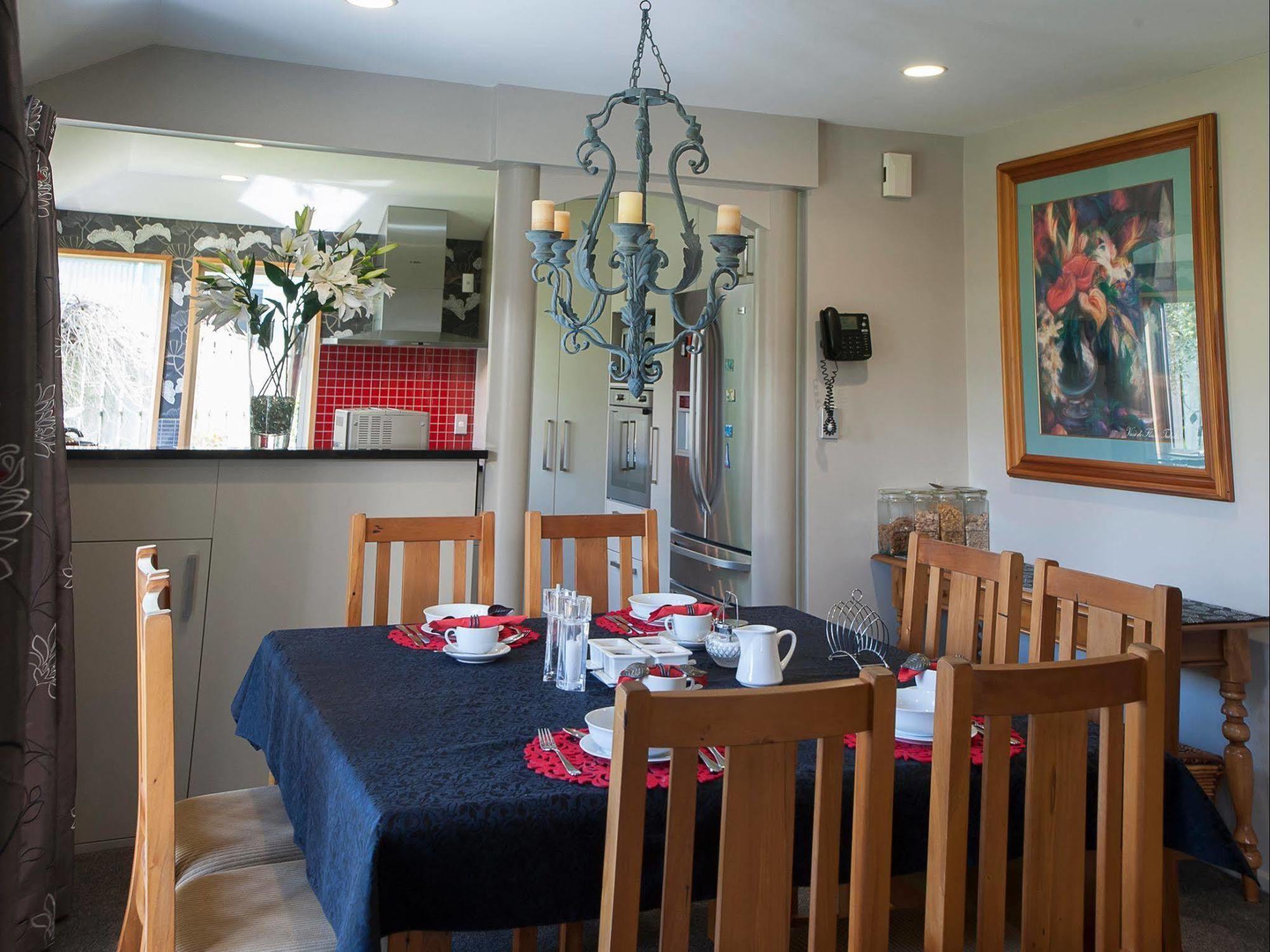 Blue Ridge Studios And Bed & Breakfast Te Anau Luaran gambar